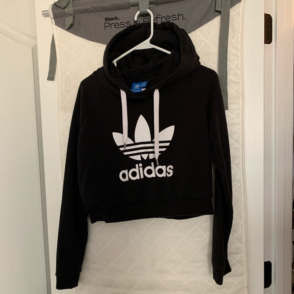 Cropped Adidas hoodie